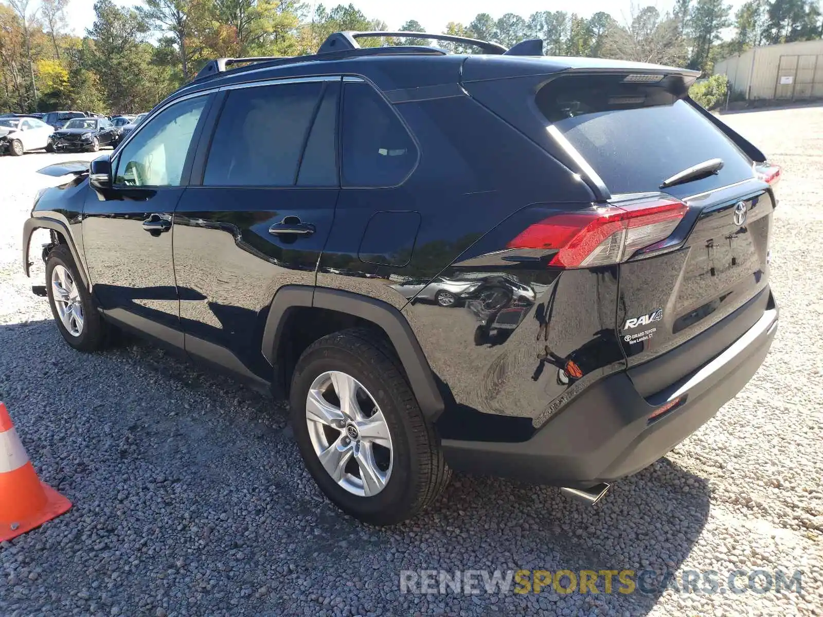 3 Photograph of a damaged car 2T3P1RFV0MC200043 TOYOTA RAV4 2021