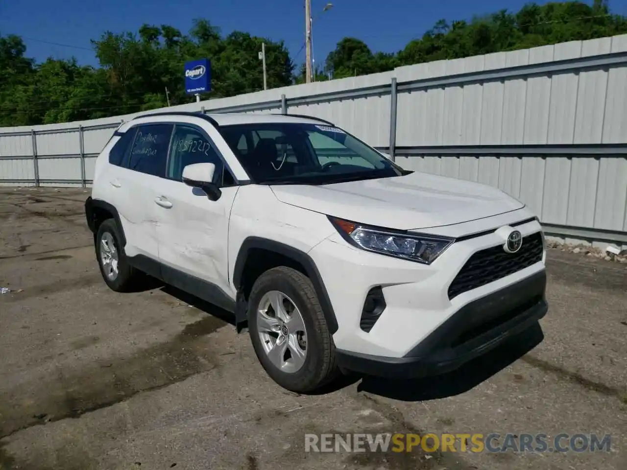 1 Фотография поврежденного автомобиля 2T3P1RFV0MC204870 TOYOTA RAV4 2021