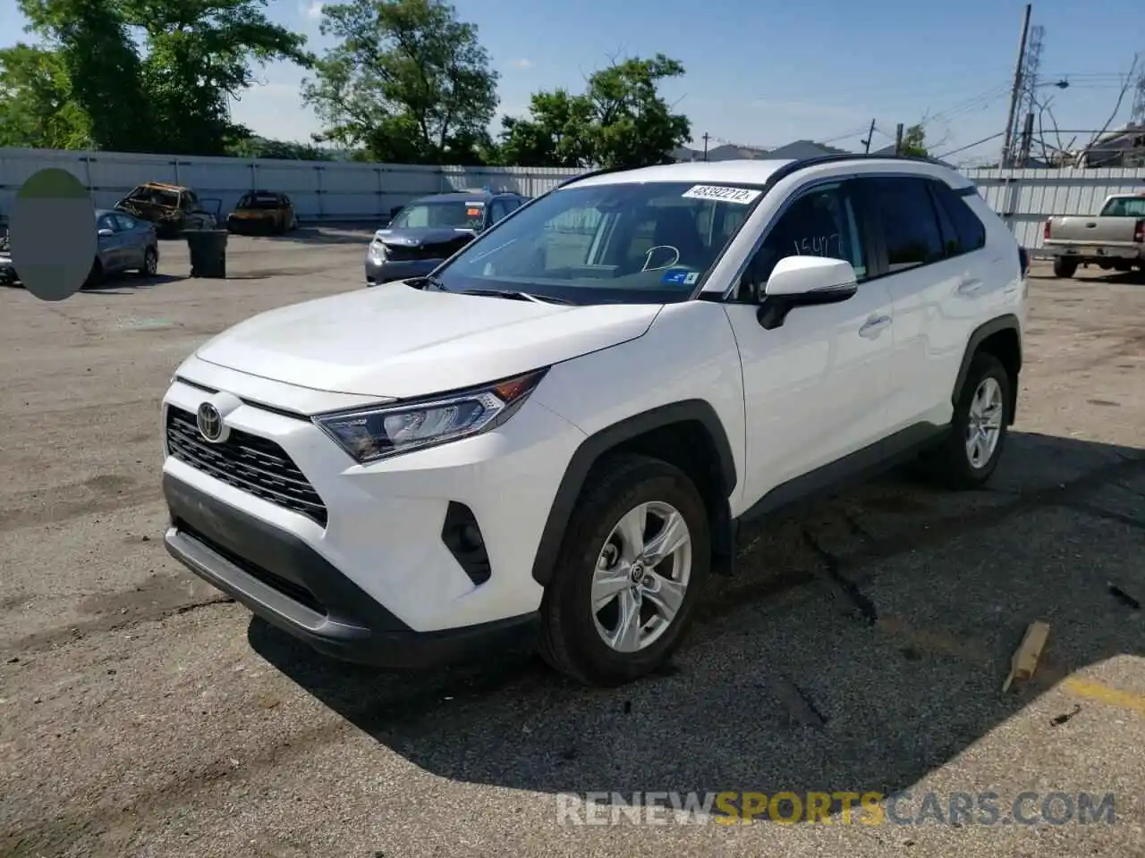 2 Photograph of a damaged car 2T3P1RFV0MC204870 TOYOTA RAV4 2021