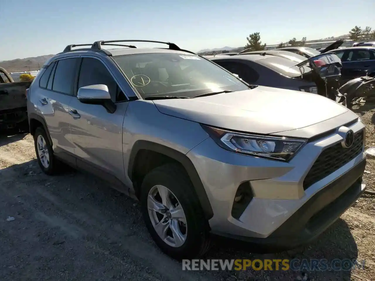 1 Photograph of a damaged car 2T3P1RFV0MC223645 TOYOTA RAV4 2021