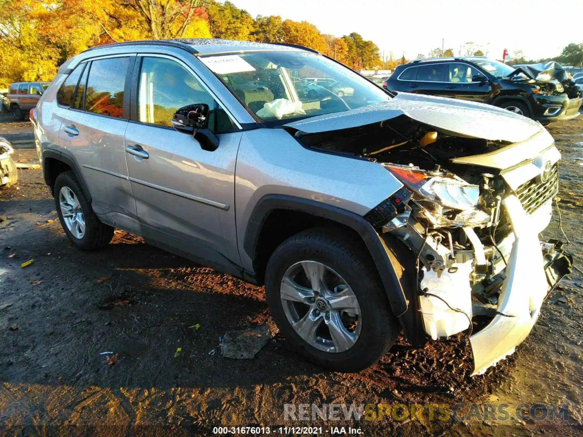 1 Photograph of a damaged car 2T3P1RFV0MC227596 TOYOTA RAV4 2021