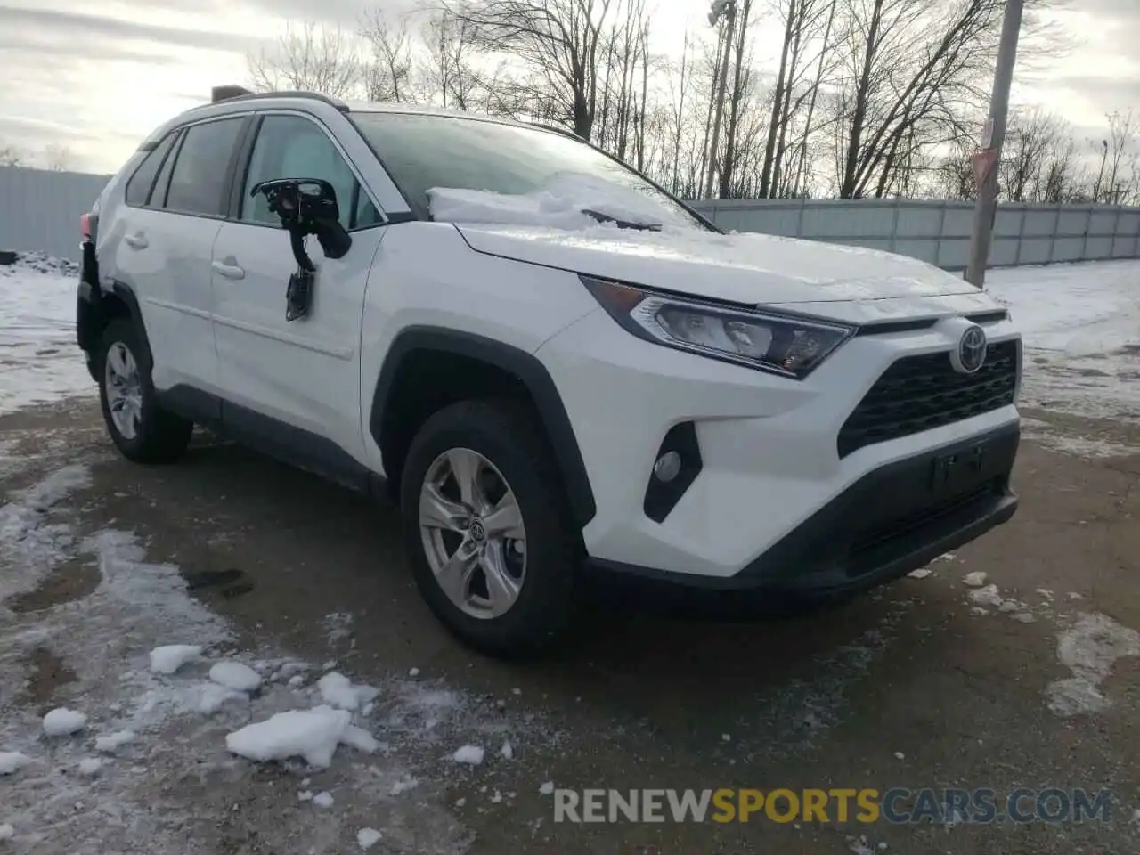 1 Фотография поврежденного автомобиля 2T3P1RFV0MC247606 TOYOTA RAV4 2021