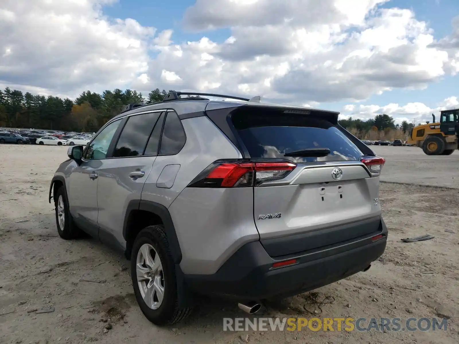 3 Photograph of a damaged car 2T3P1RFV0MW140294 TOYOTA RAV4 2021