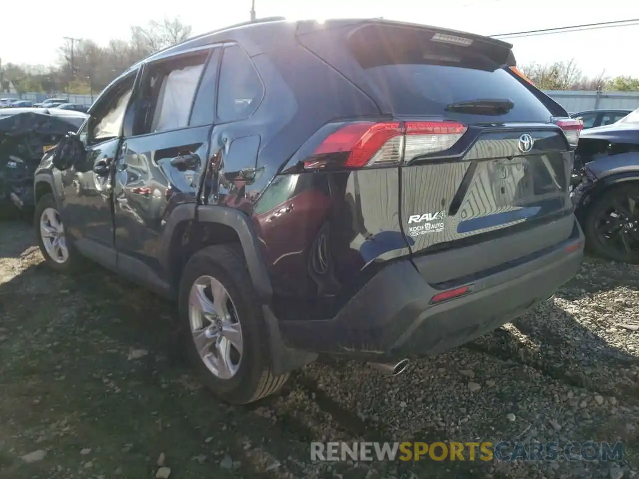 3 Photograph of a damaged car 2T3P1RFV0MW146192 TOYOTA RAV4 2021