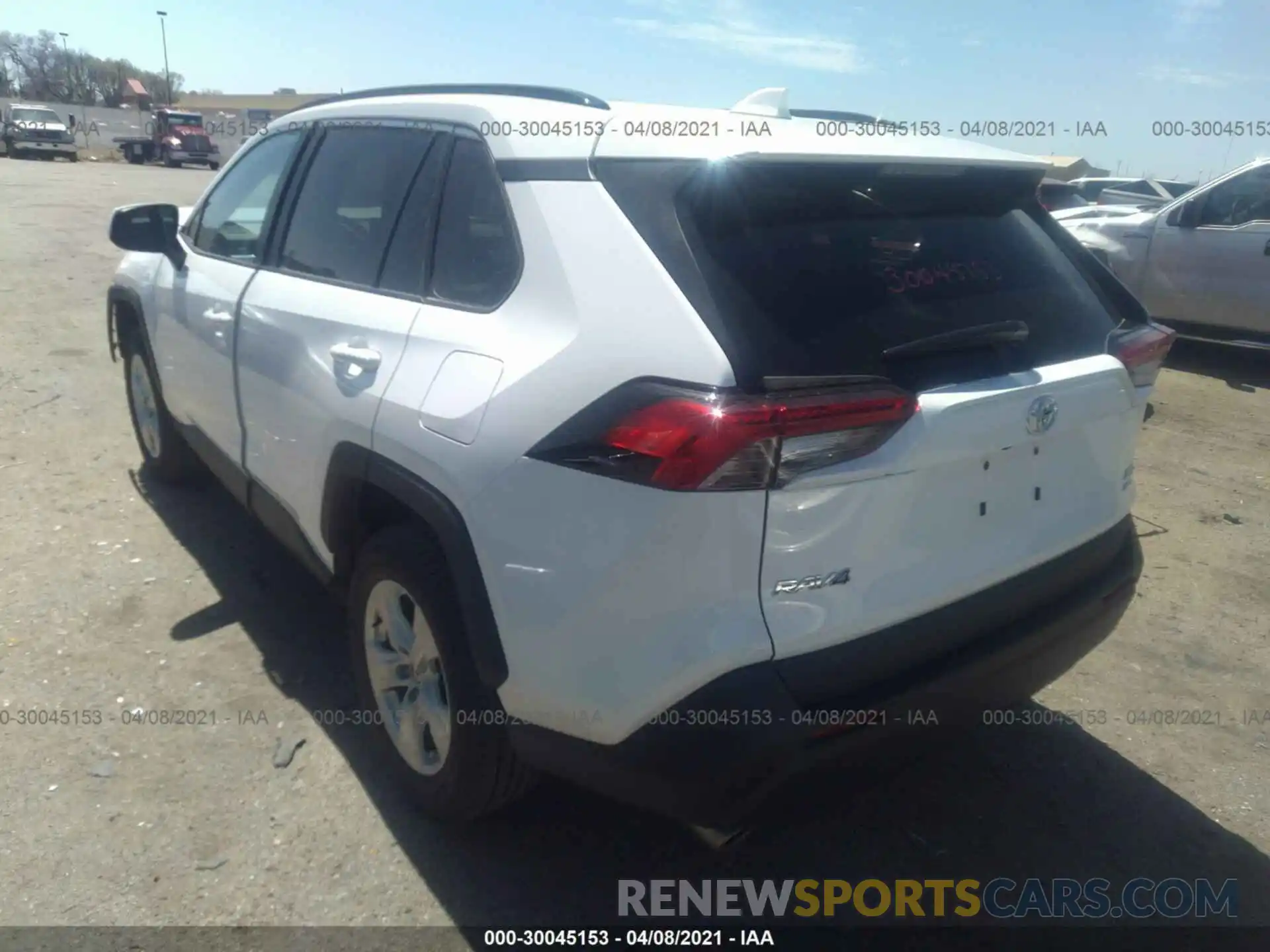 3 Photograph of a damaged car 2T3P1RFV0MW170458 TOYOTA RAV4 2021