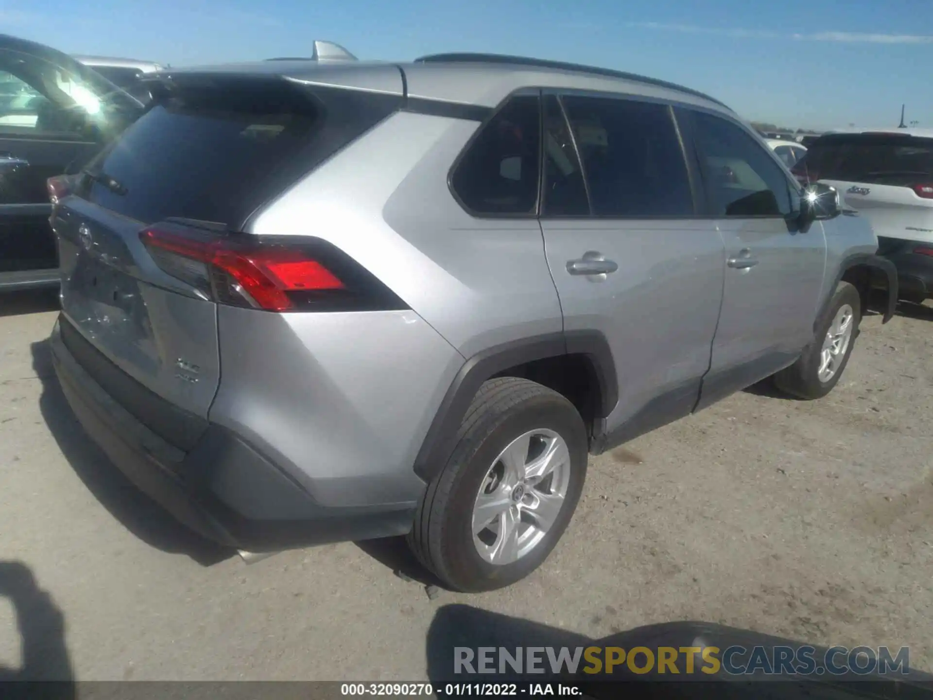 4 Фотография поврежденного автомобиля 2T3P1RFV0MW175207 TOYOTA RAV4 2021