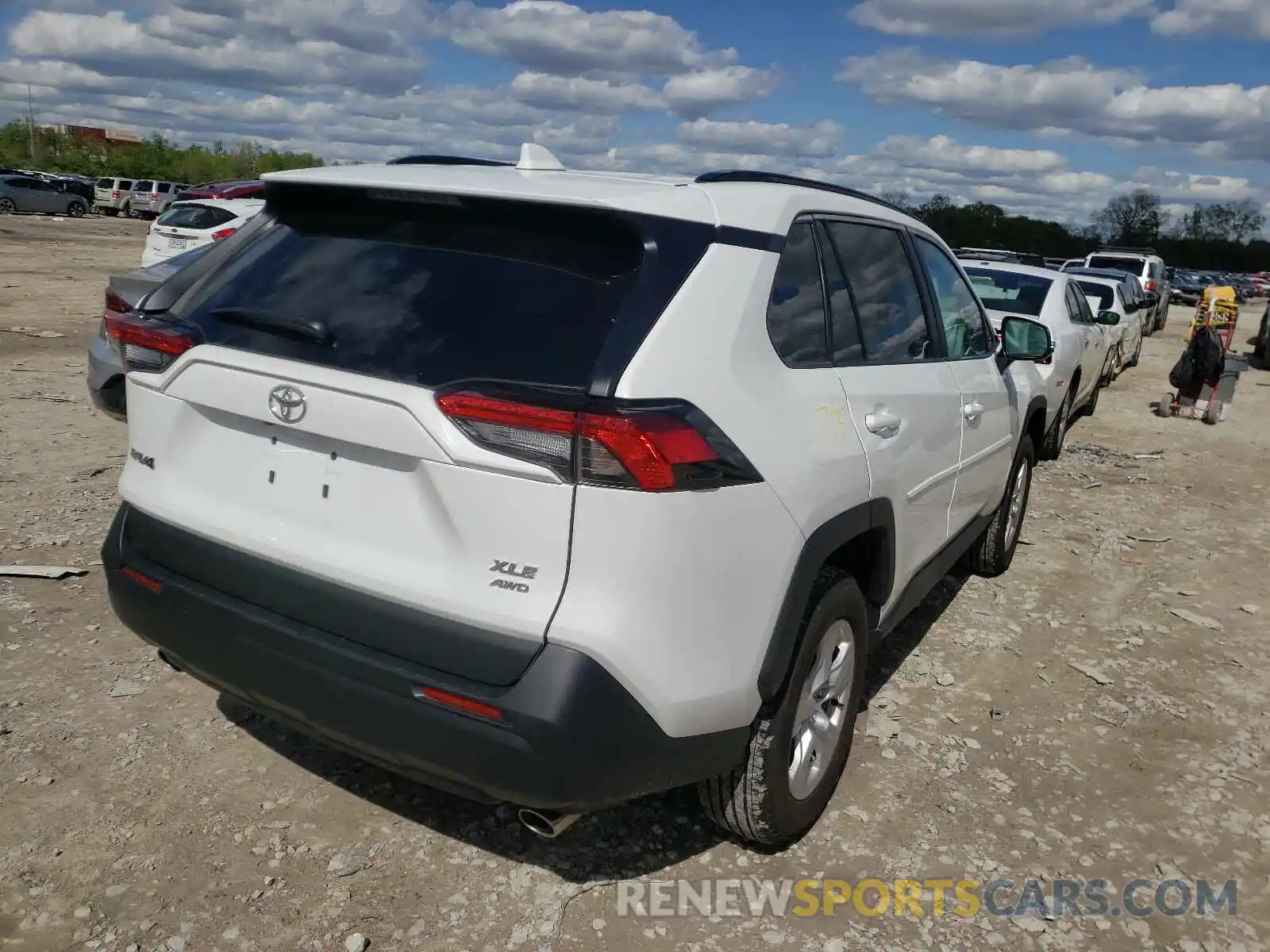 4 Photograph of a damaged car 2T3P1RFV0MW177541 TOYOTA RAV4 2021