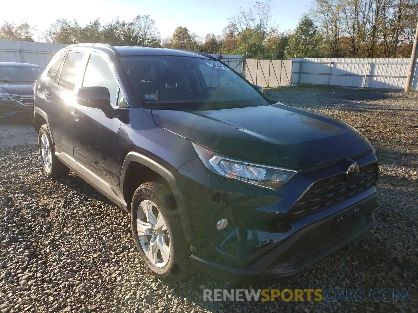 1 Photograph of a damaged car 2T3P1RFV0MW208383 TOYOTA RAV4 2021