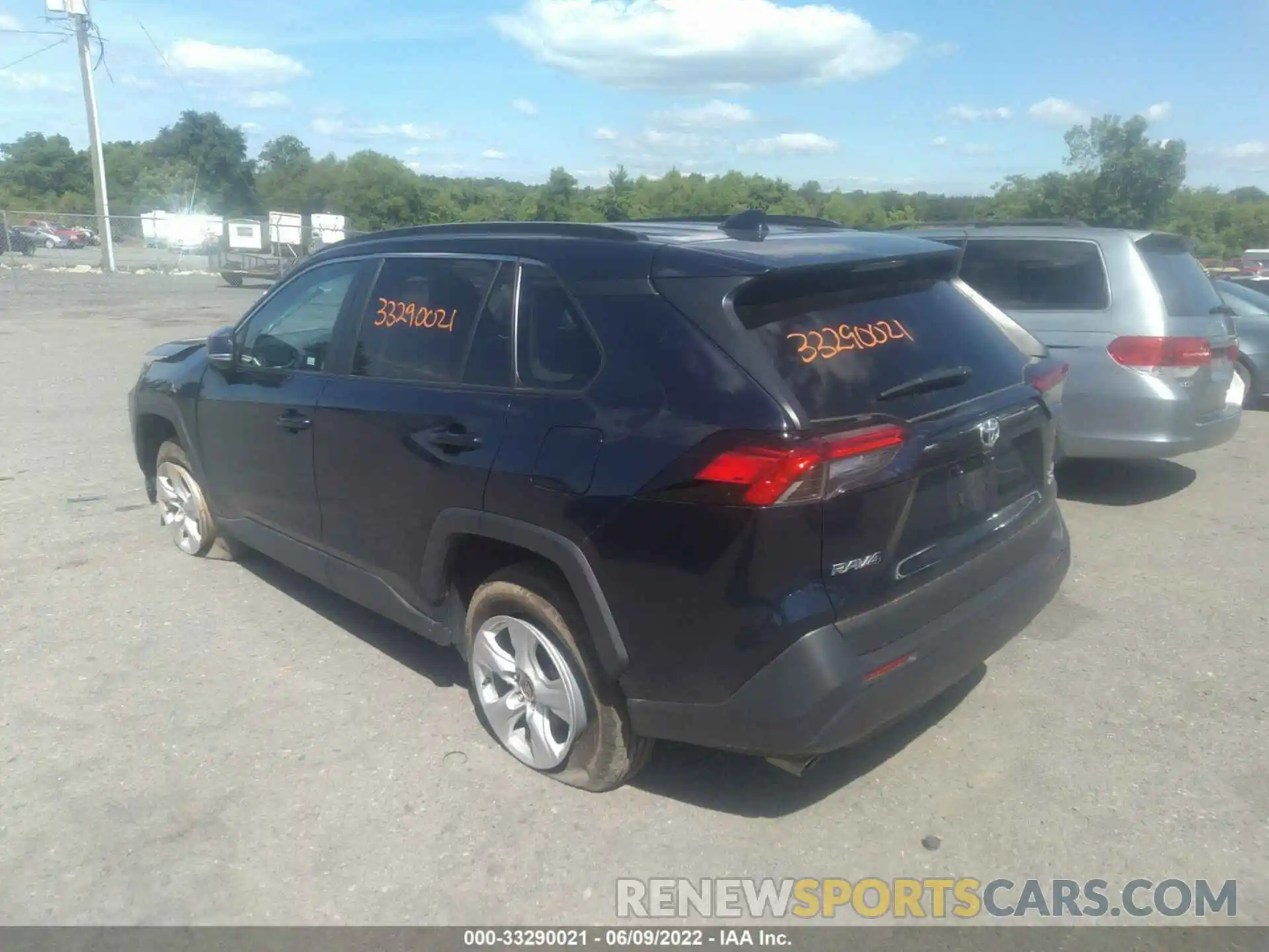 3 Photograph of a damaged car 2T3P1RFV0MW211025 TOYOTA RAV4 2021