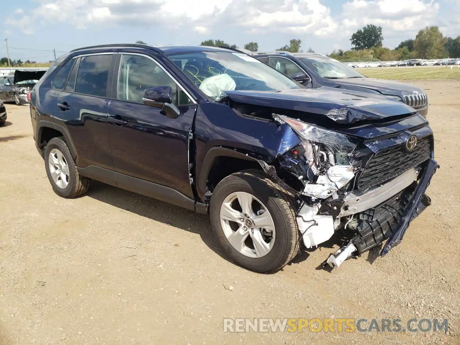 1 Photograph of a damaged car 2T3P1RFV0MW213051 TOYOTA RAV4 2021