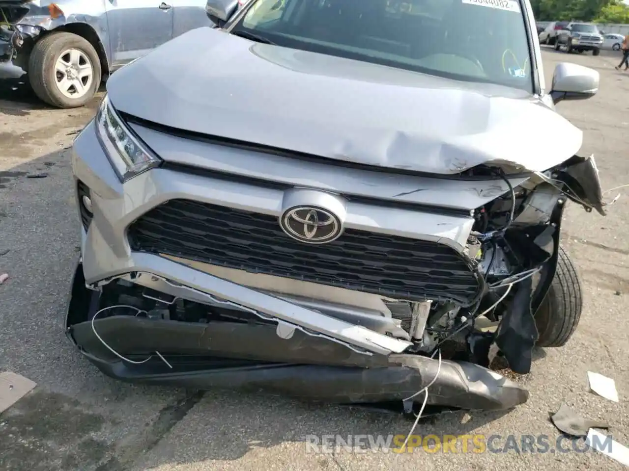 9 Photograph of a damaged car 2T3P1RFV0MW245305 TOYOTA RAV4 2021