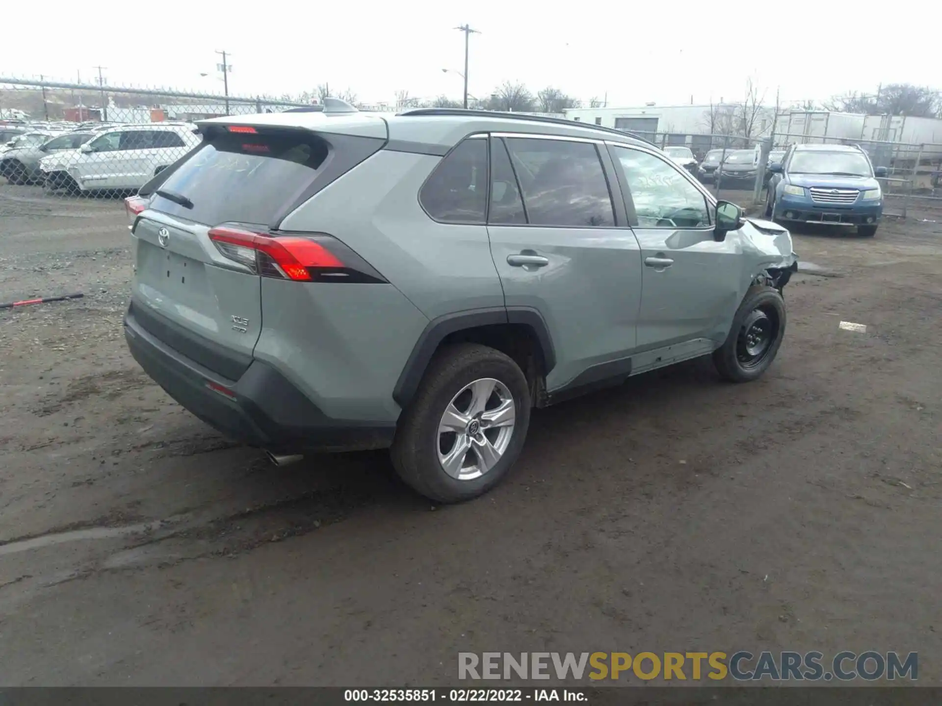 4 Photograph of a damaged car 2T3P1RFV1MC146106 TOYOTA RAV4 2021