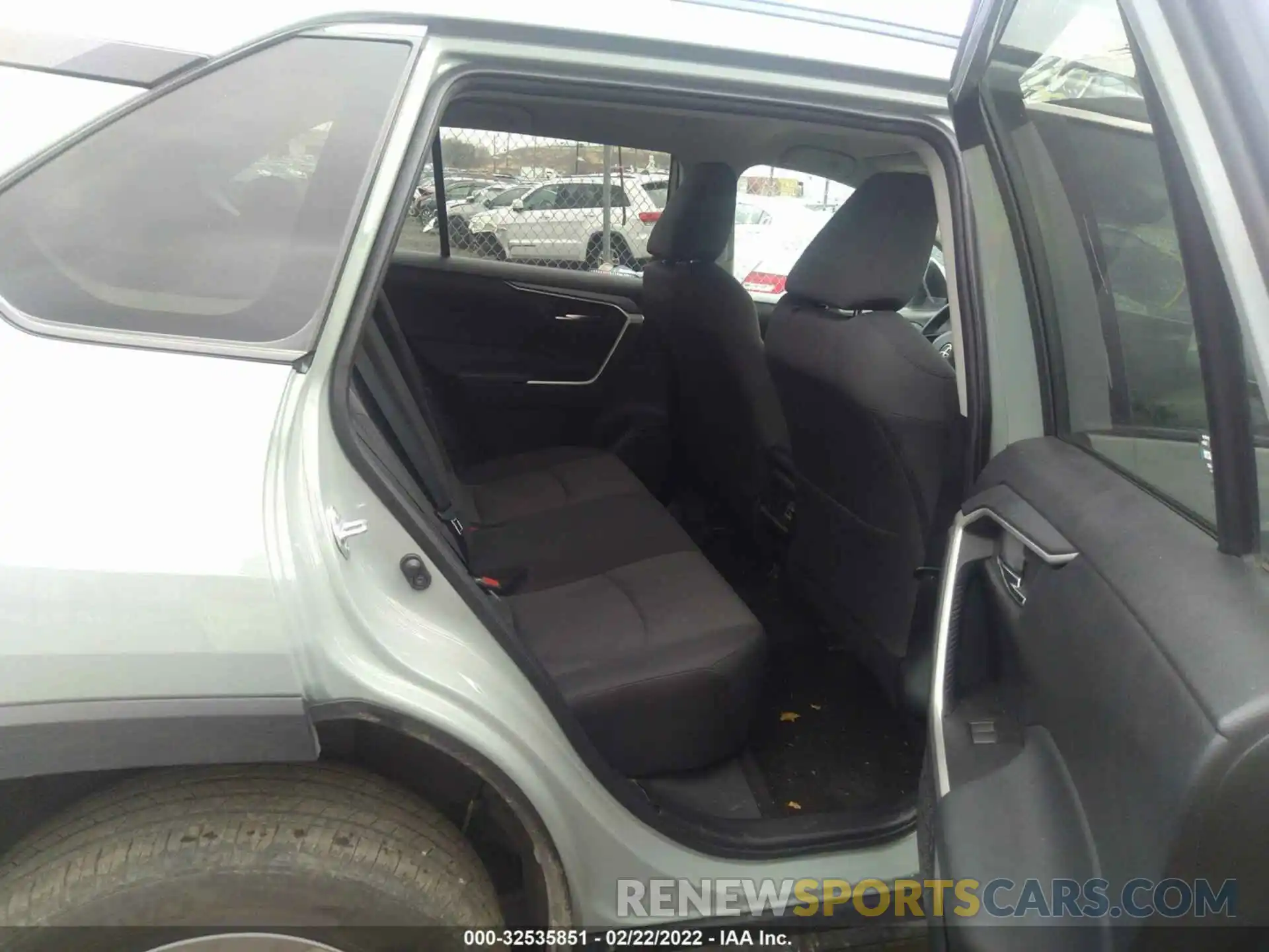 8 Фотография поврежденного автомобиля 2T3P1RFV1MC146106 TOYOTA RAV4 2021