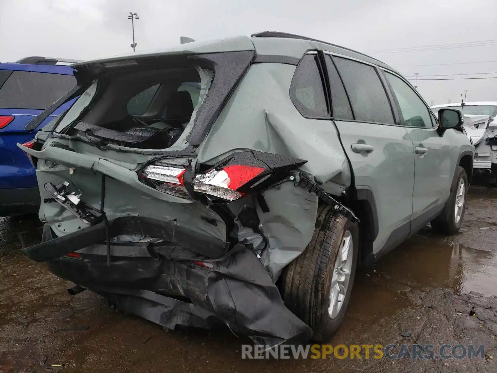 4 Photograph of a damaged car 2T3P1RFV1MC148860 TOYOTA RAV4 2021