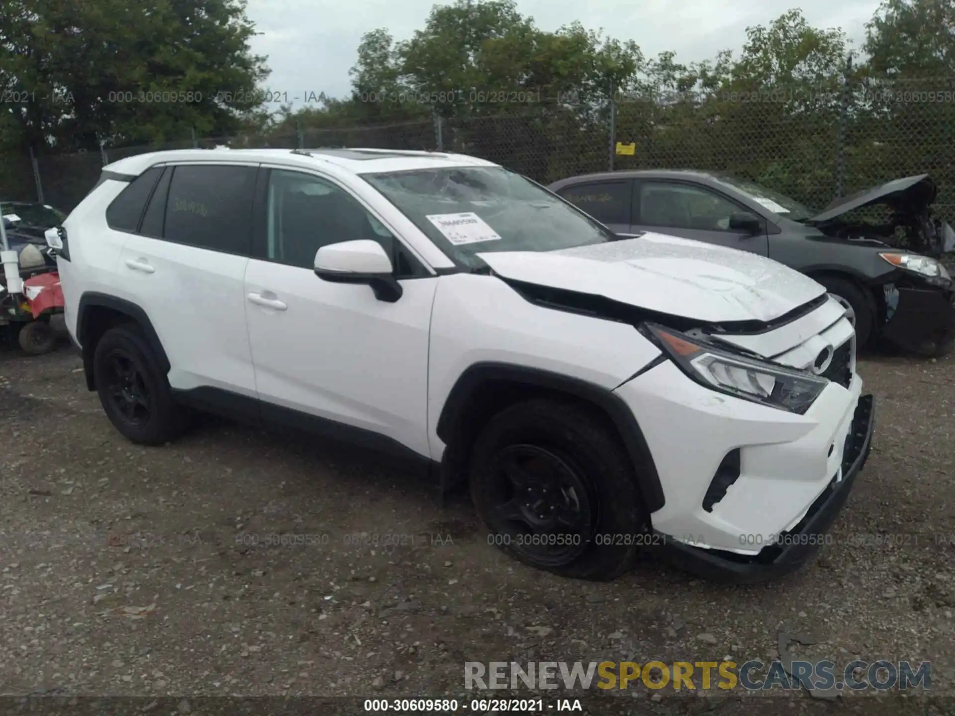 1 Photograph of a damaged car 2T3P1RFV1MC149541 TOYOTA RAV4 2021