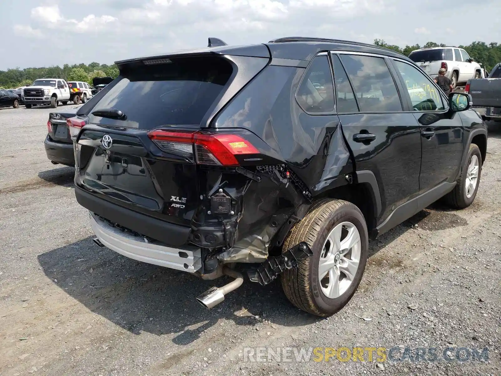 4 Photograph of a damaged car 2T3P1RFV1MC162659 TOYOTA RAV4 2021