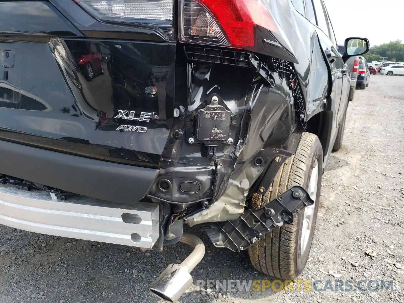 9 Photograph of a damaged car 2T3P1RFV1MC162659 TOYOTA RAV4 2021