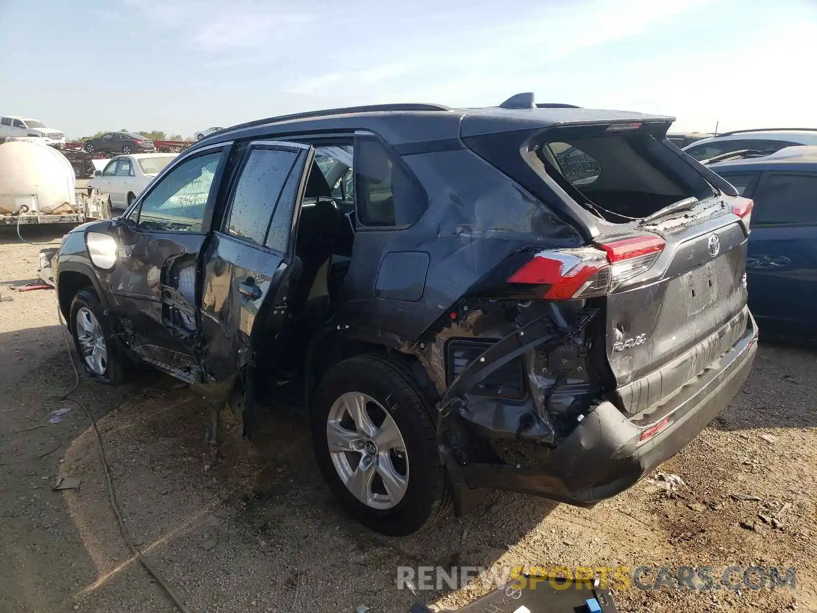 3 Фотография поврежденного автомобиля 2T3P1RFV1MC164623 TOYOTA RAV4 2021