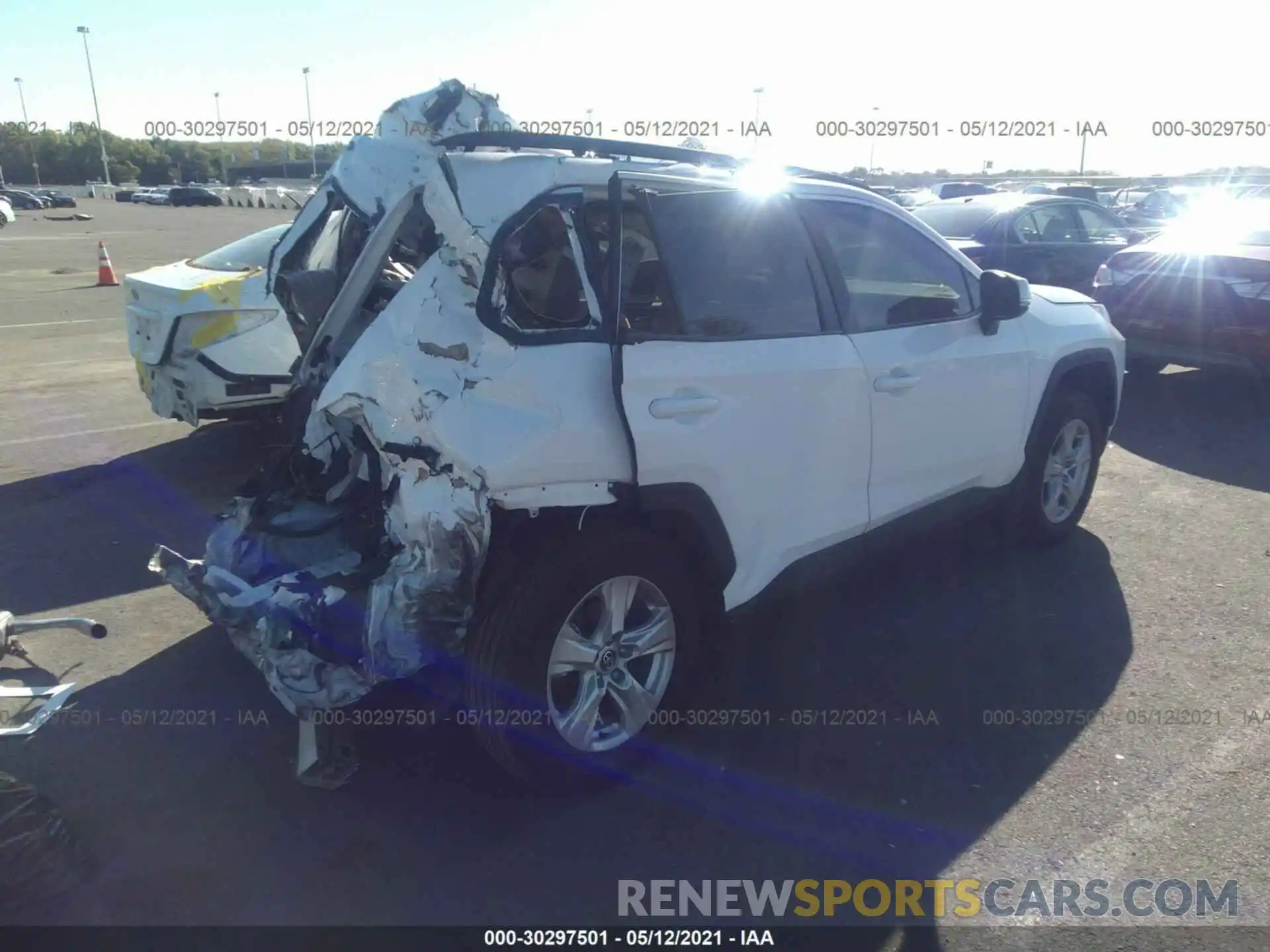 4 Photograph of a damaged car 2T3P1RFV1MC167408 TOYOTA RAV4 2021