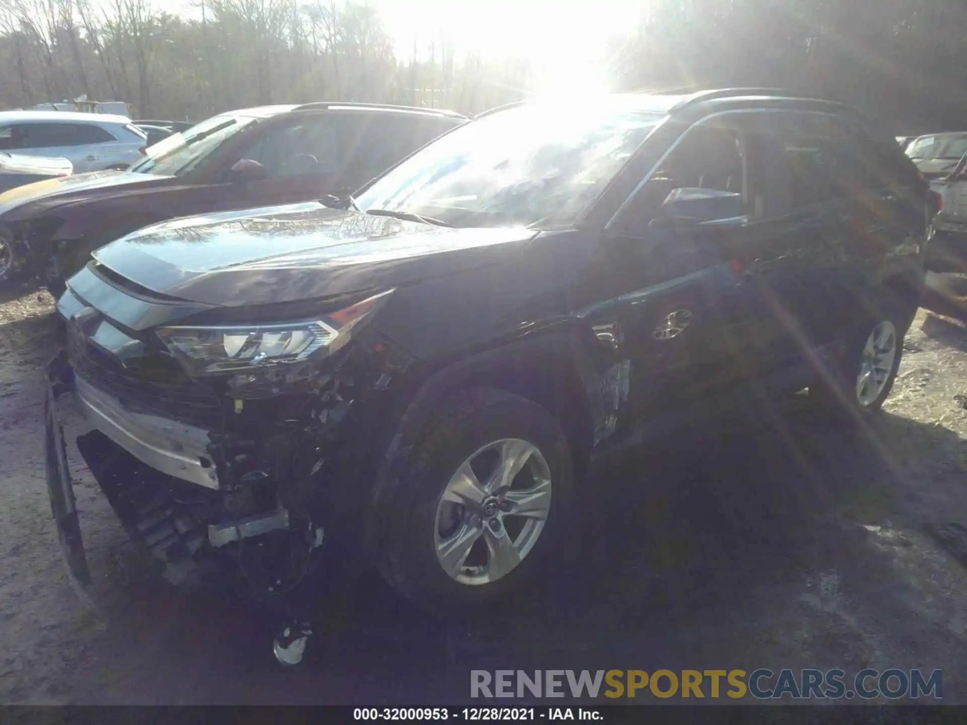 2 Photograph of a damaged car 2T3P1RFV1MC167991 TOYOTA RAV4 2021