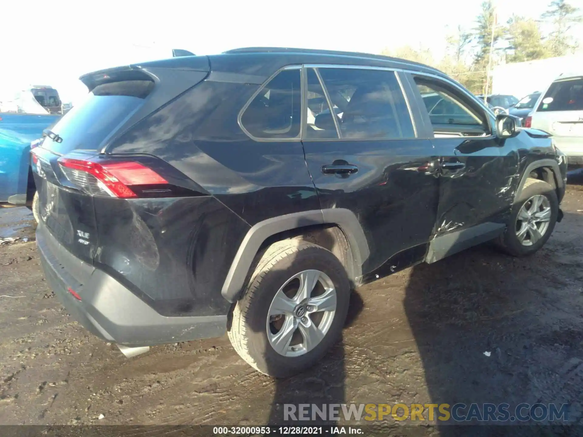 4 Фотография поврежденного автомобиля 2T3P1RFV1MC167991 TOYOTA RAV4 2021