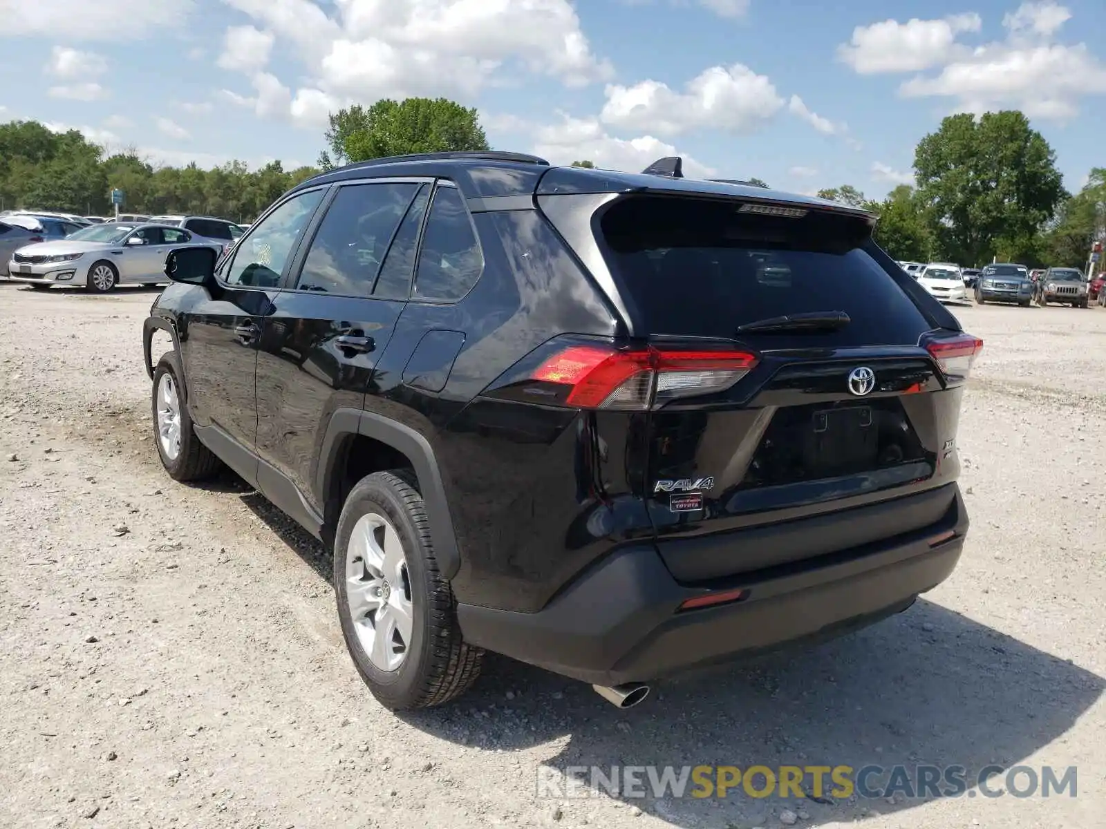 3 Photograph of a damaged car 2T3P1RFV1MC171510 TOYOTA RAV4 2021