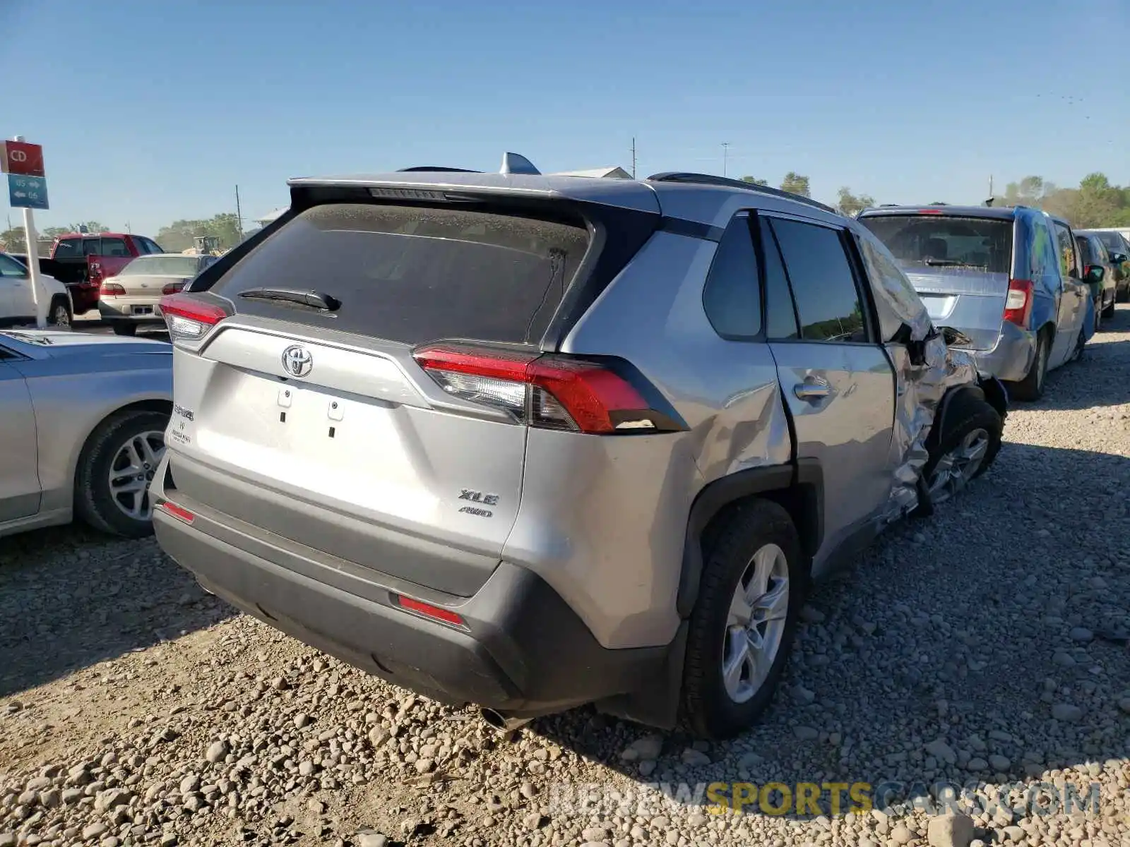 4 Фотография поврежденного автомобиля 2T3P1RFV1MC178005 TOYOTA RAV4 2021