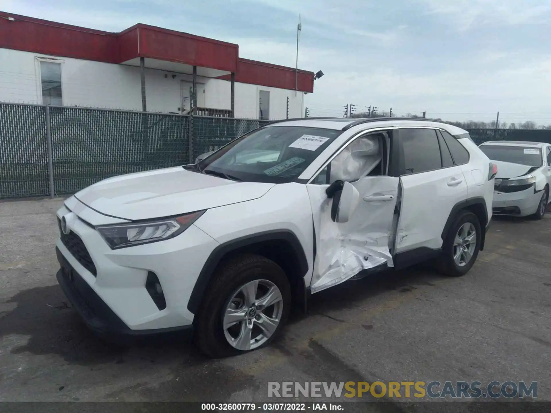 2 Photograph of a damaged car 2T3P1RFV1MC179140 TOYOTA RAV4 2021