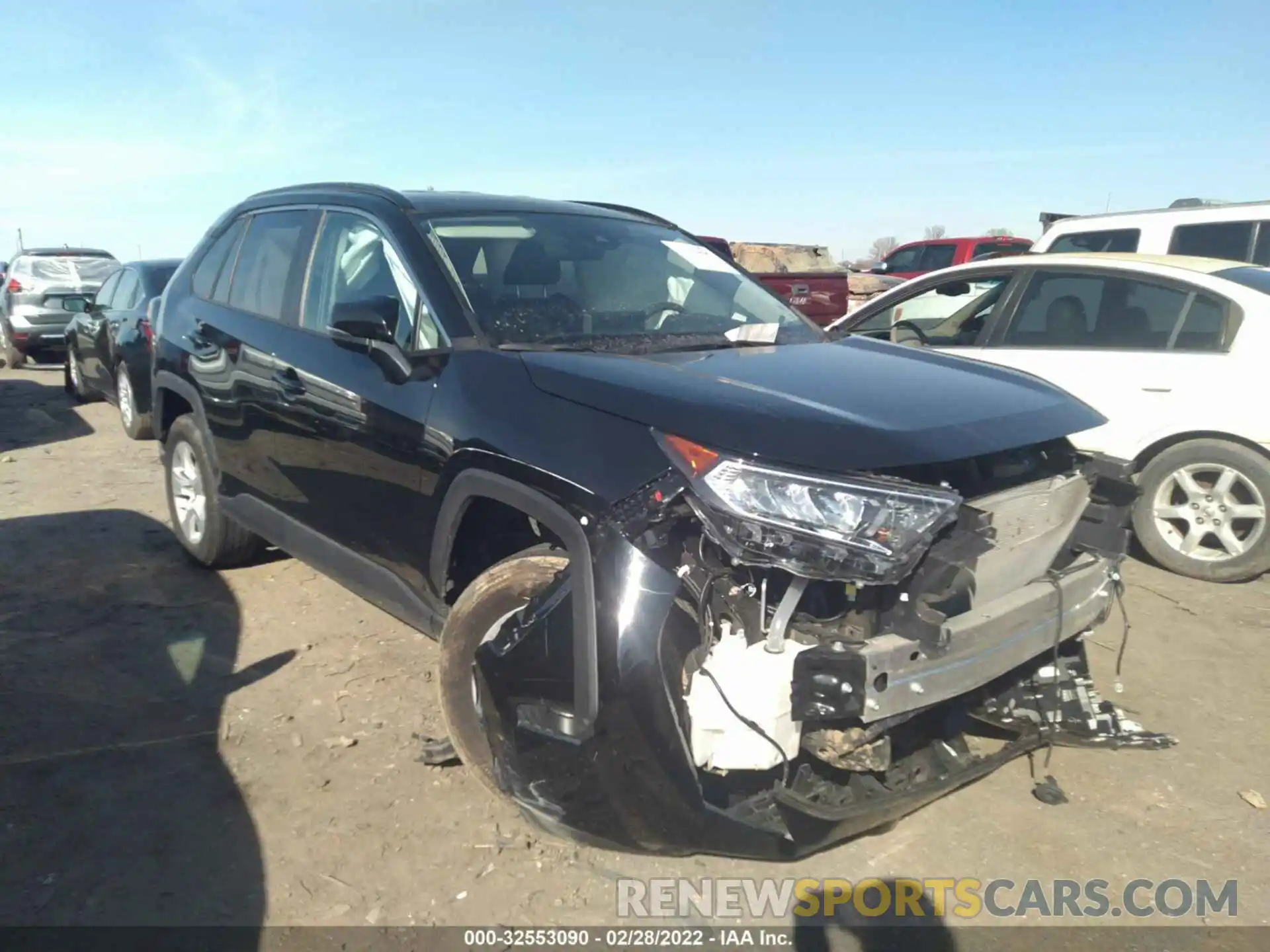 1 Photograph of a damaged car 2T3P1RFV1MC185228 TOYOTA RAV4 2021