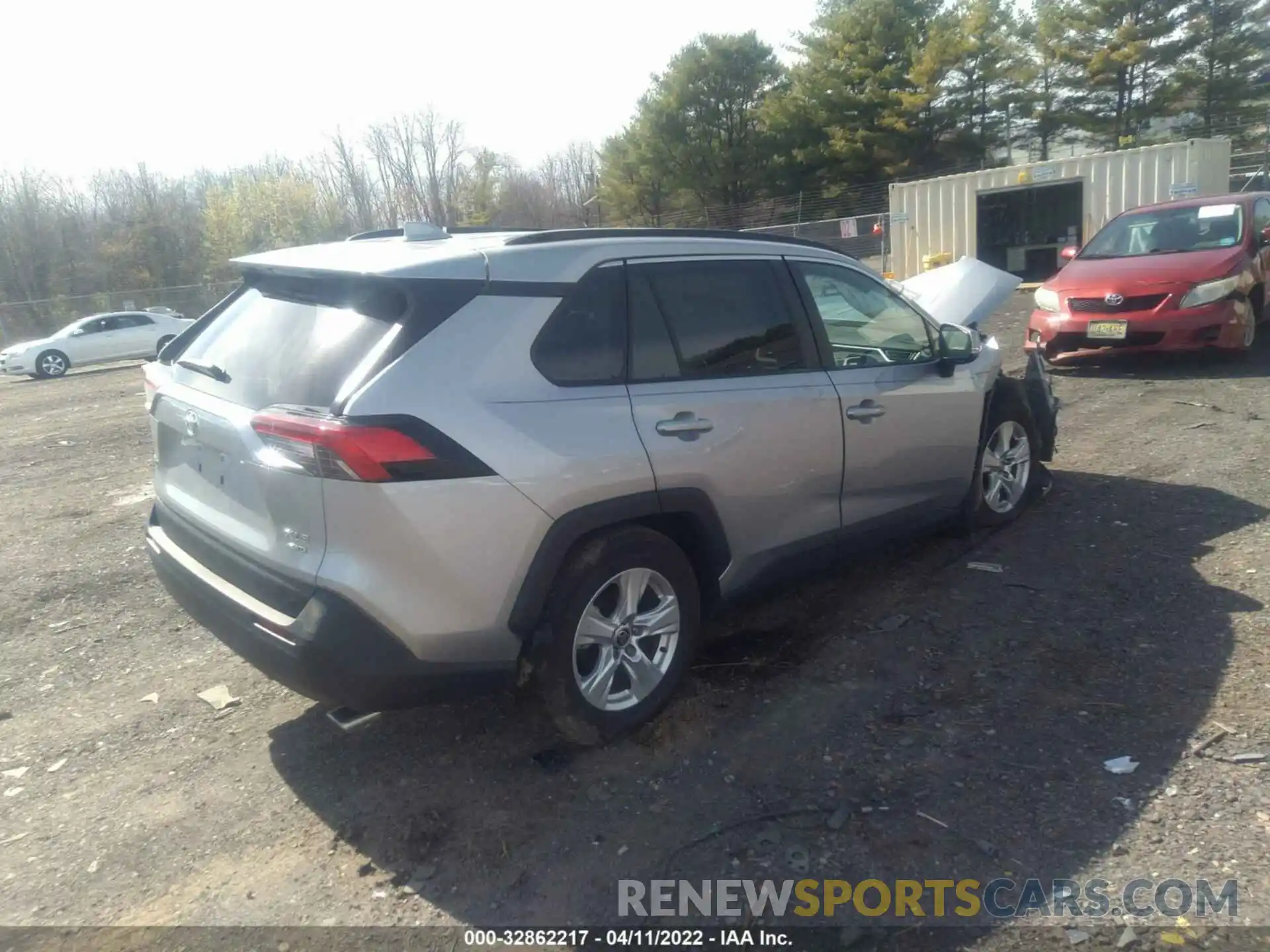 4 Photograph of a damaged car 2T3P1RFV1MC185777 TOYOTA RAV4 2021