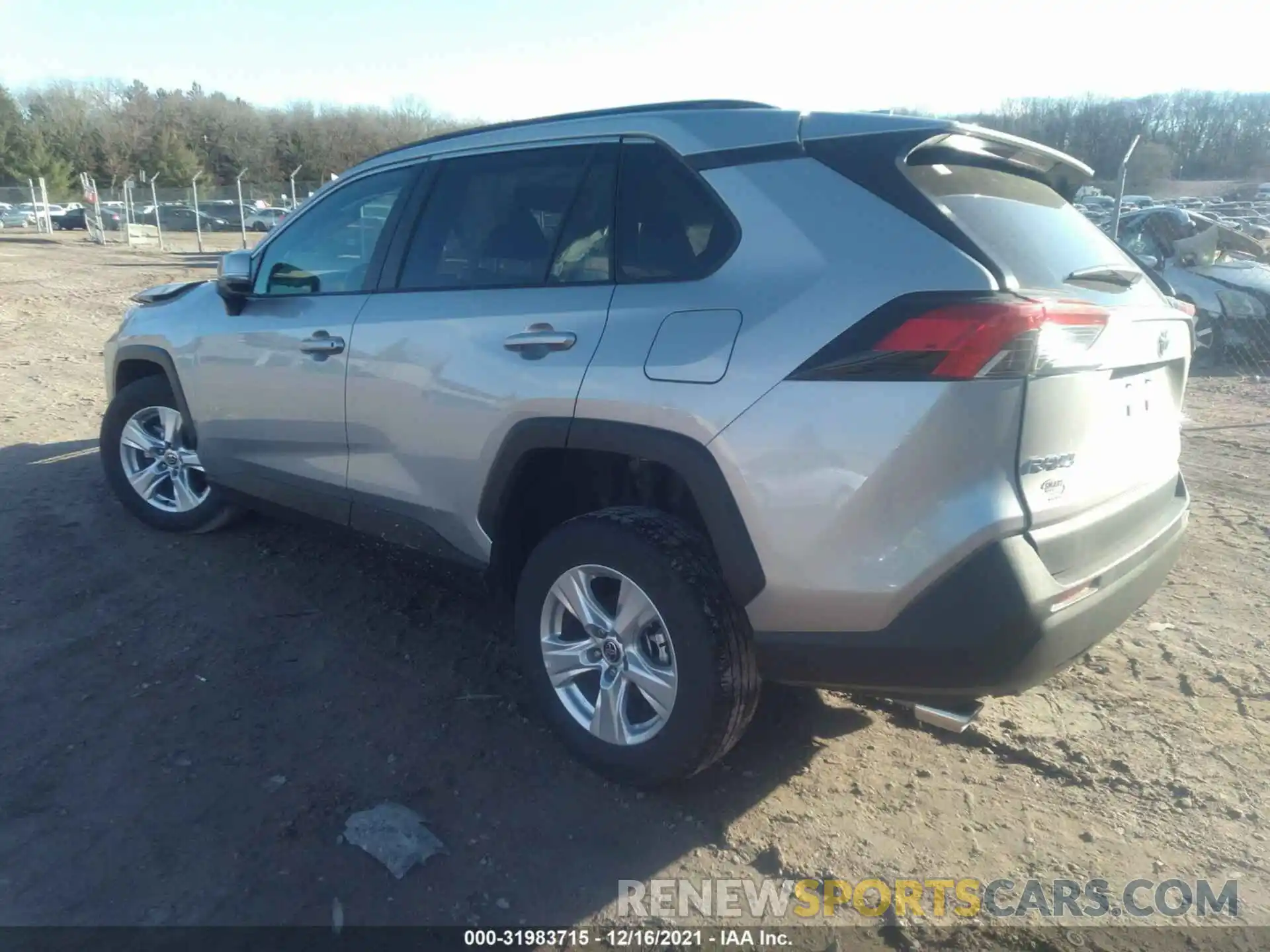 3 Photograph of a damaged car 2T3P1RFV1MC193796 TOYOTA RAV4 2021