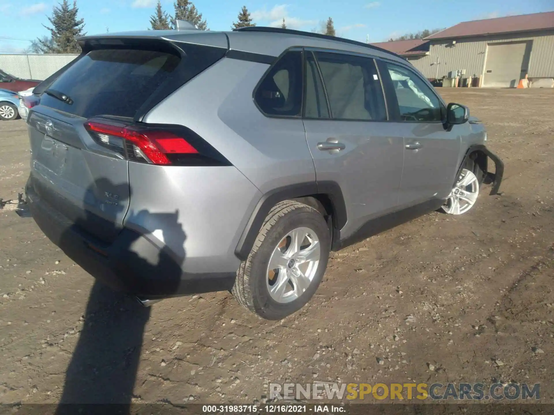 4 Photograph of a damaged car 2T3P1RFV1MC193796 TOYOTA RAV4 2021