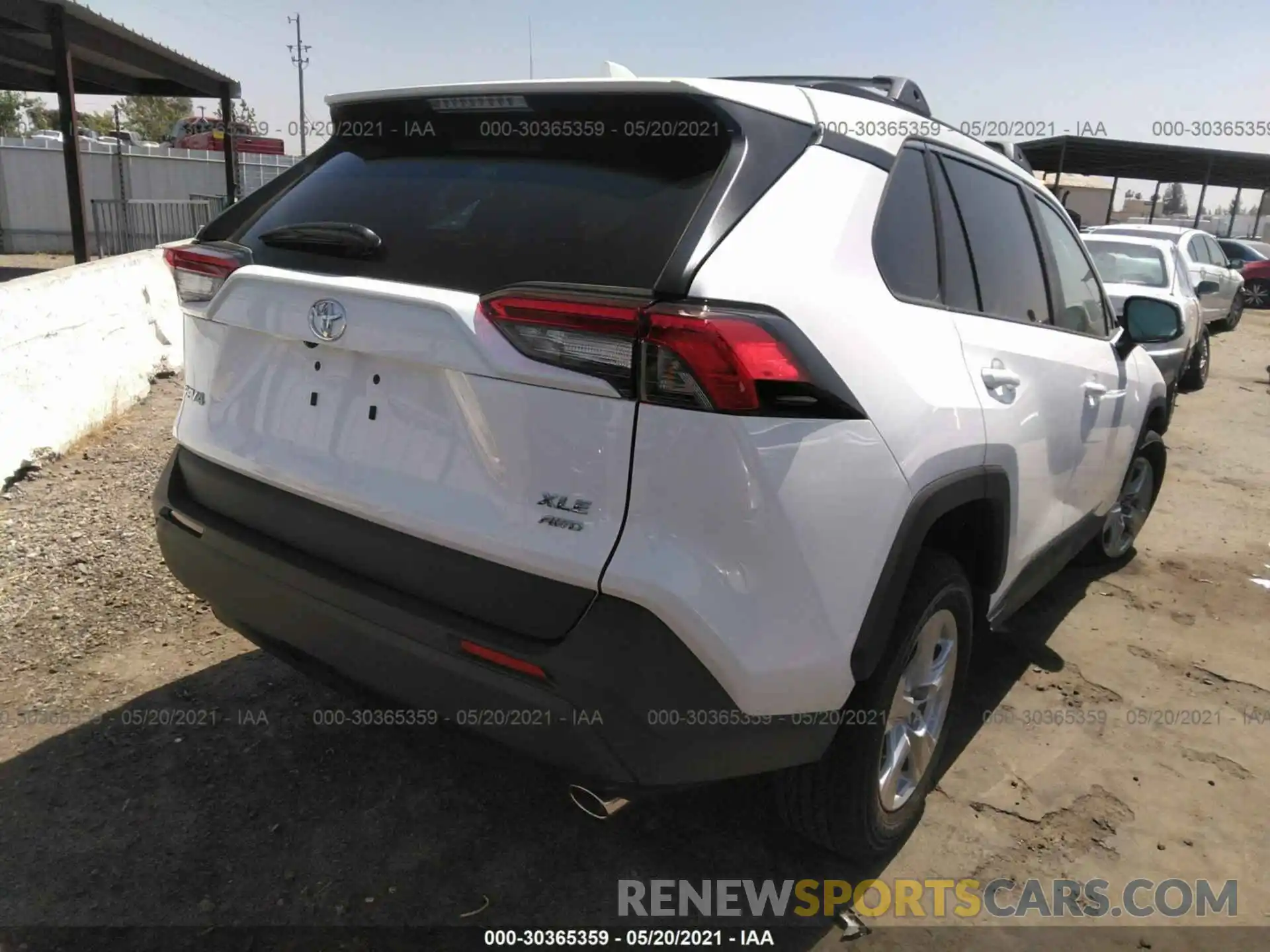 4 Photograph of a damaged car 2T3P1RFV1MC208216 TOYOTA RAV4 2021