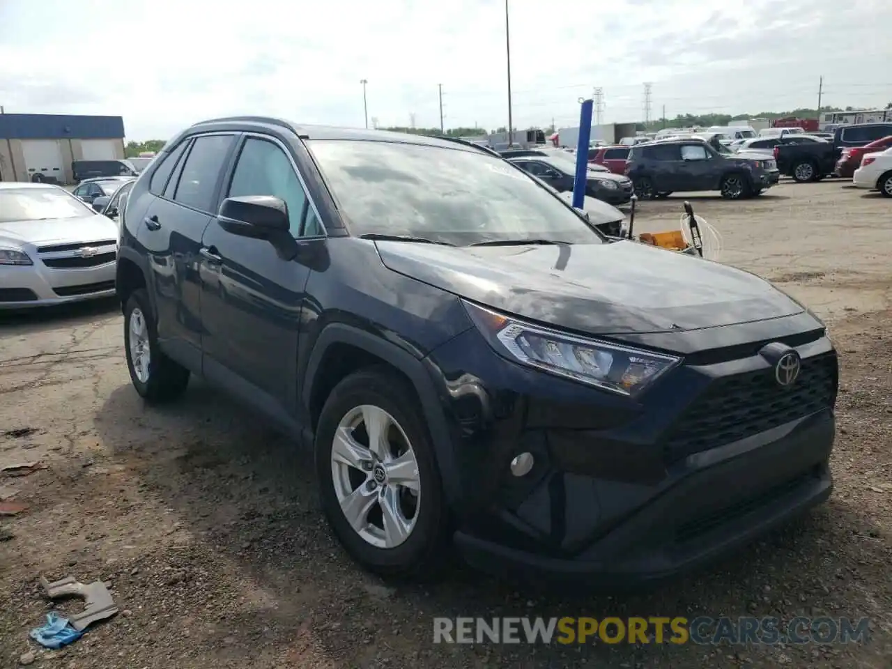 1 Фотография поврежденного автомобиля 2T3P1RFV1MC233391 TOYOTA RAV4 2021