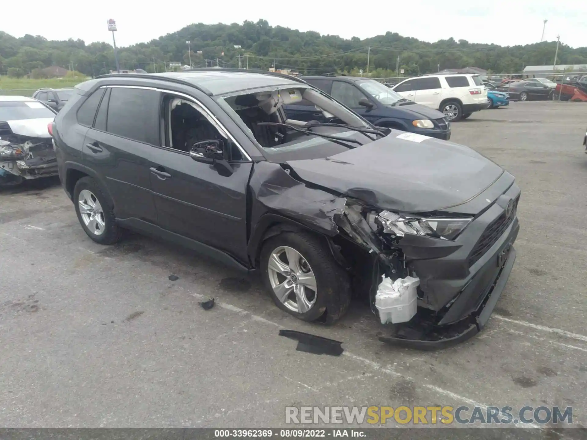 1 Photograph of a damaged car 2T3P1RFV1MC233407 TOYOTA RAV4 2021