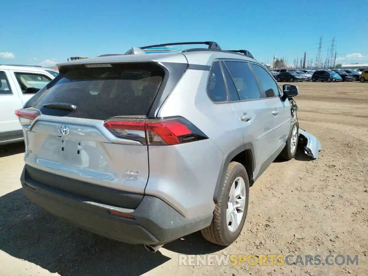 4 Photograph of a damaged car 2T3P1RFV1MC236534 TOYOTA RAV4 2021