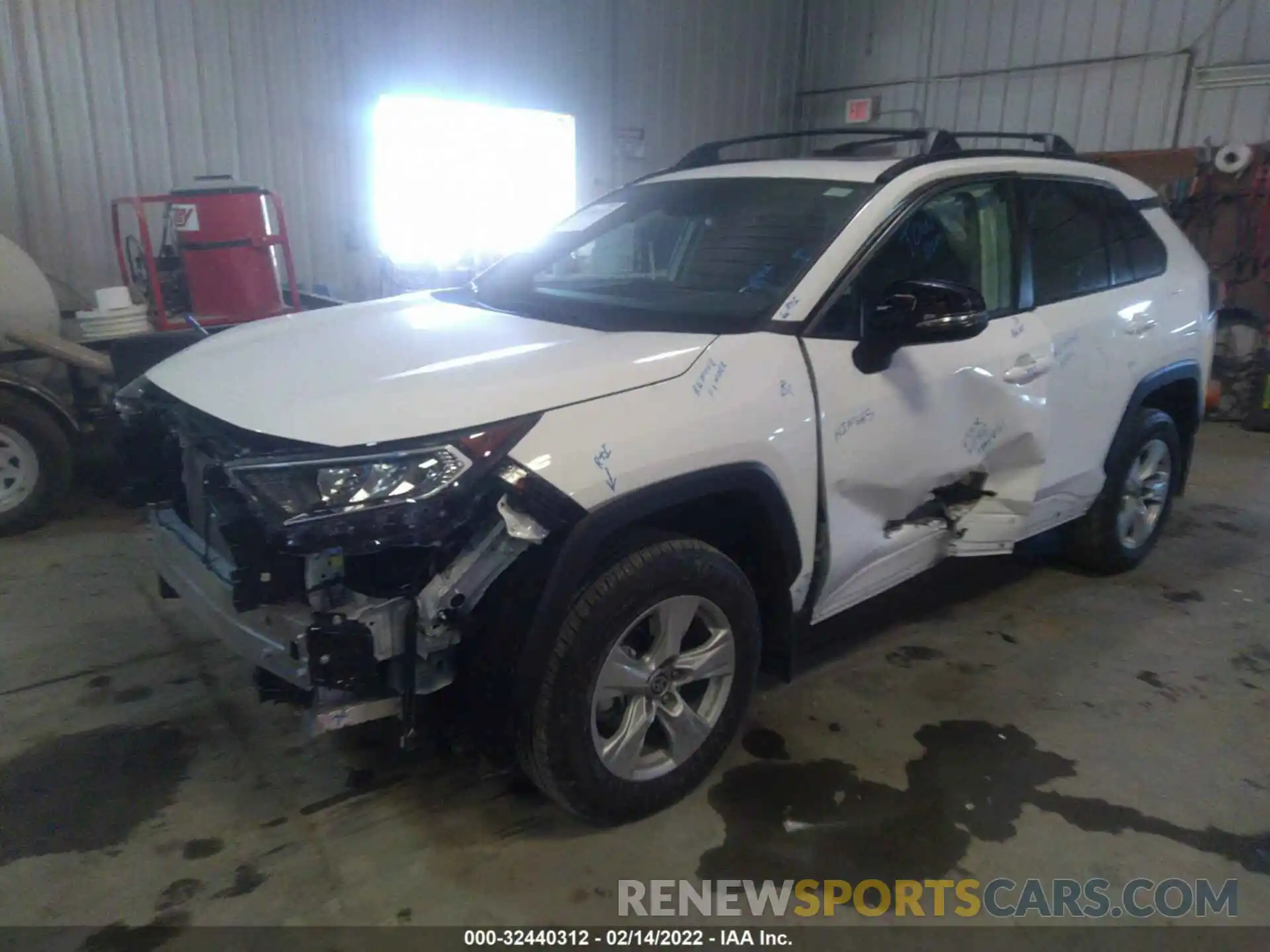 2 Photograph of a damaged car 2T3P1RFV1MC238266 TOYOTA RAV4 2021