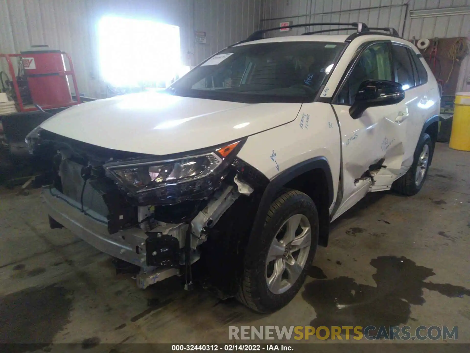 6 Photograph of a damaged car 2T3P1RFV1MC238266 TOYOTA RAV4 2021