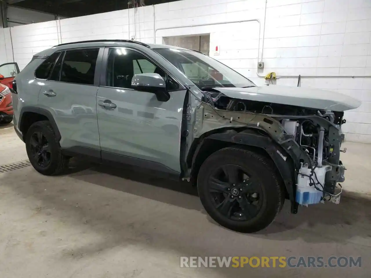 4 Photograph of a damaged car 2T3P1RFV1MW142264 TOYOTA RAV4 2021