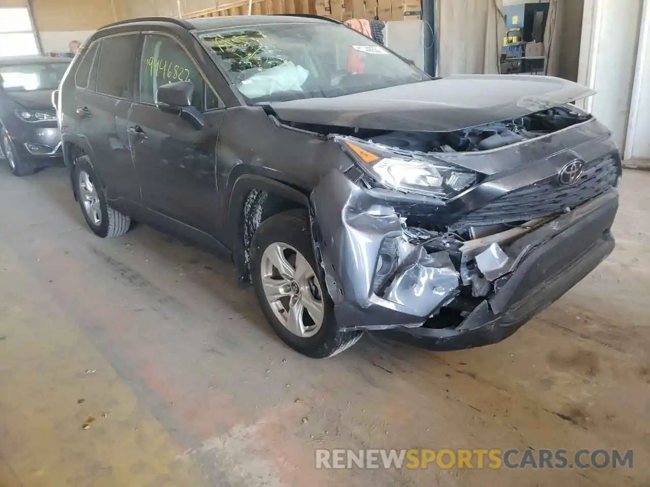 1 Photograph of a damaged car 2T3P1RFV1MW161767 TOYOTA RAV4 2021