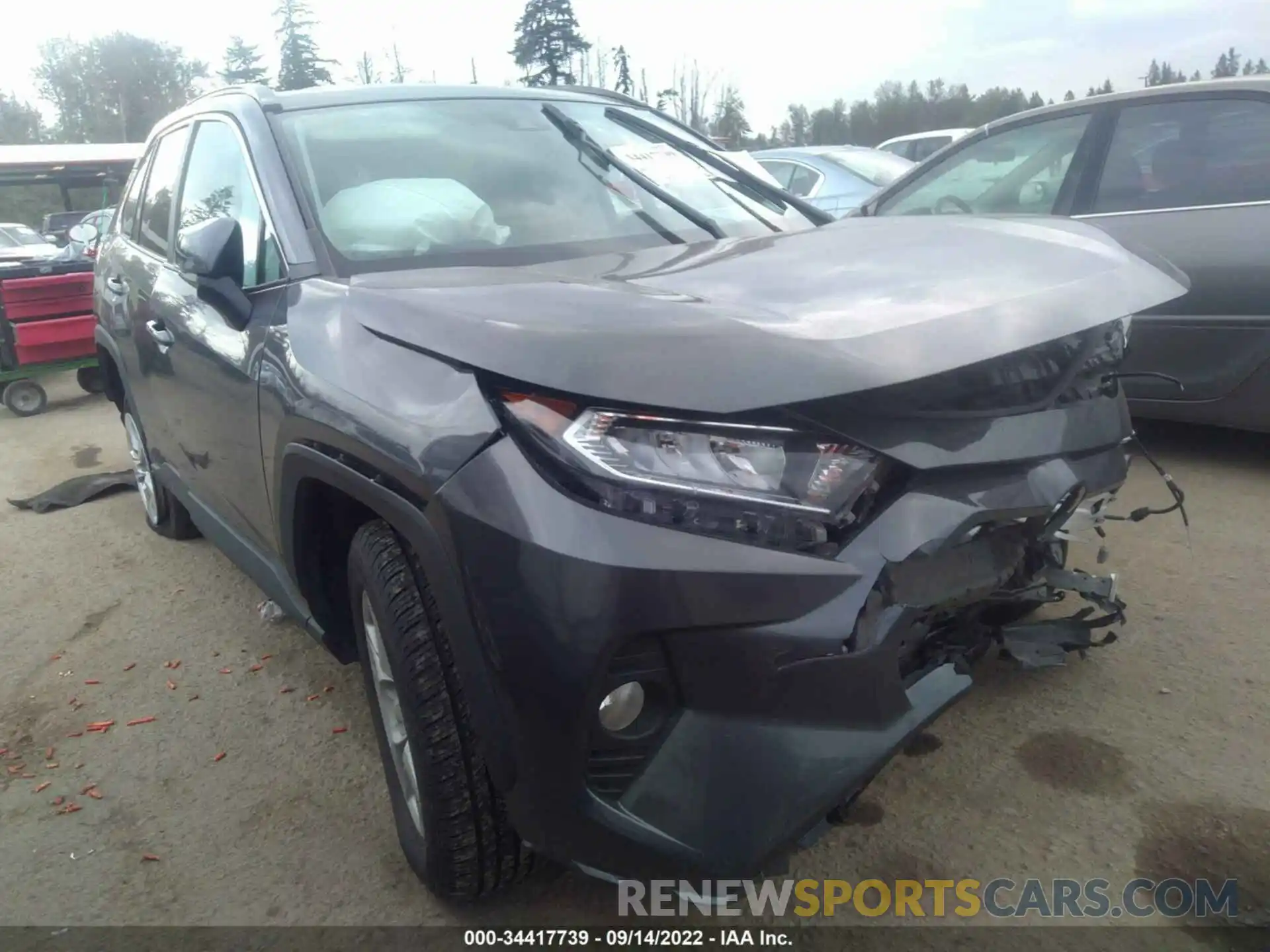 1 Photograph of a damaged car 2T3P1RFV1MW161932 TOYOTA RAV4 2021