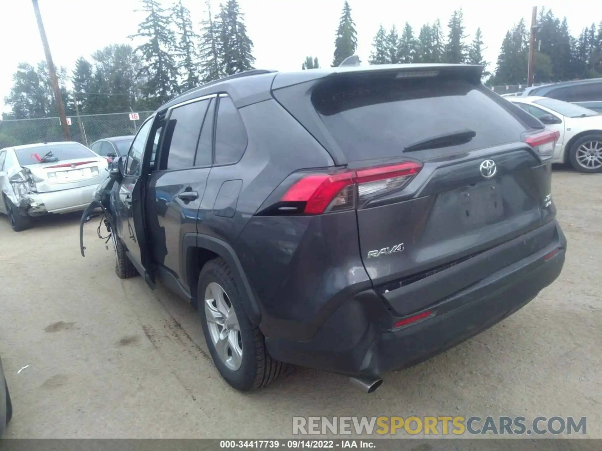 3 Photograph of a damaged car 2T3P1RFV1MW161932 TOYOTA RAV4 2021