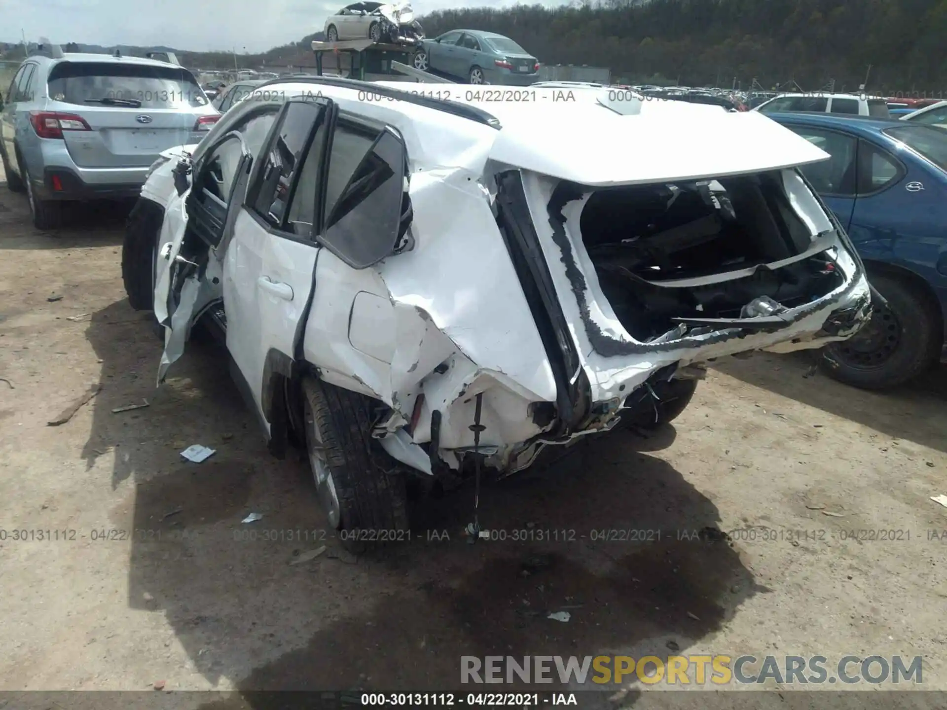 3 Photograph of a damaged car 2T3P1RFV1MW165558 TOYOTA RAV4 2021