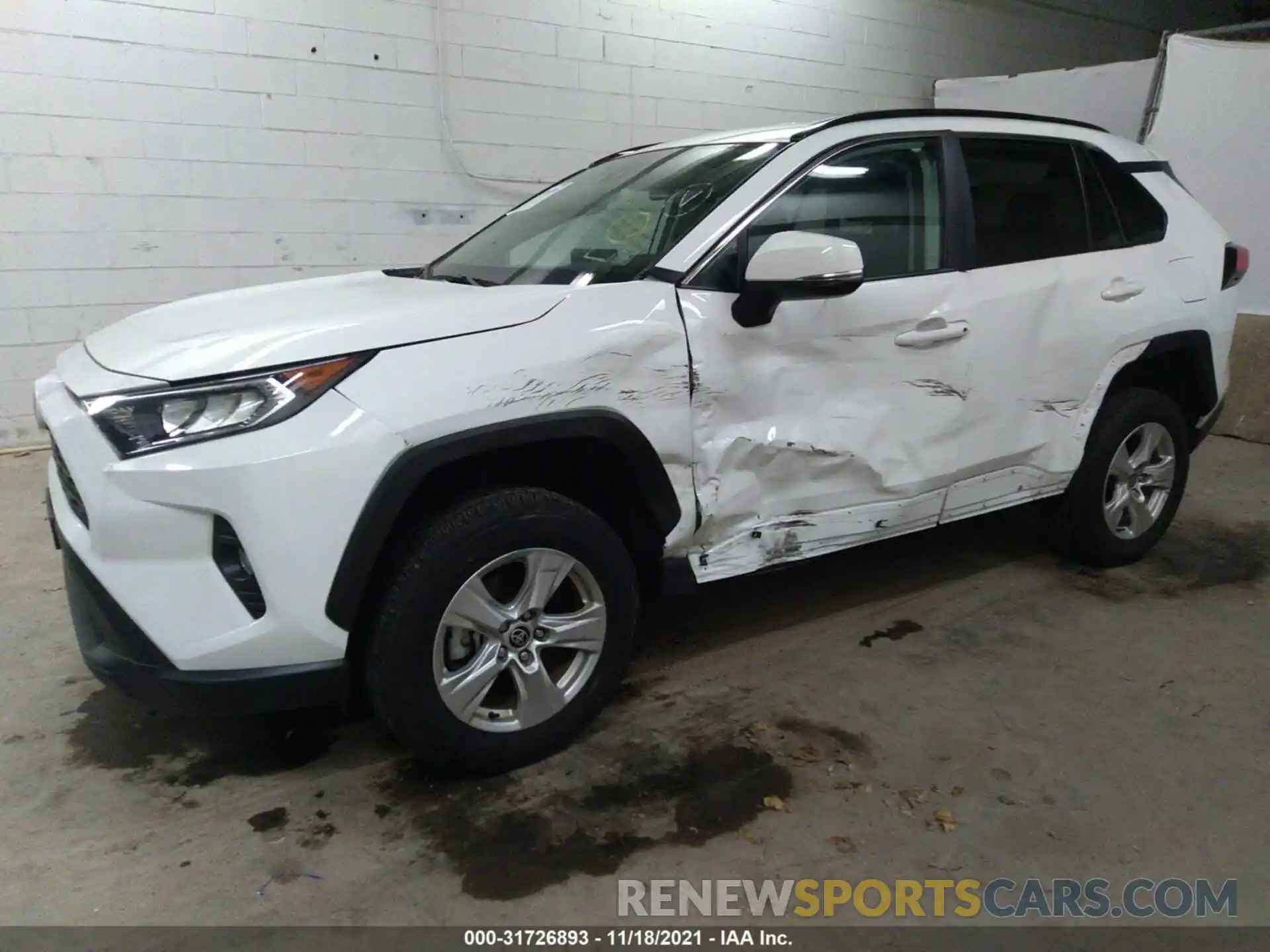 6 Photograph of a damaged car 2T3P1RFV1MW170601 TOYOTA RAV4 2021