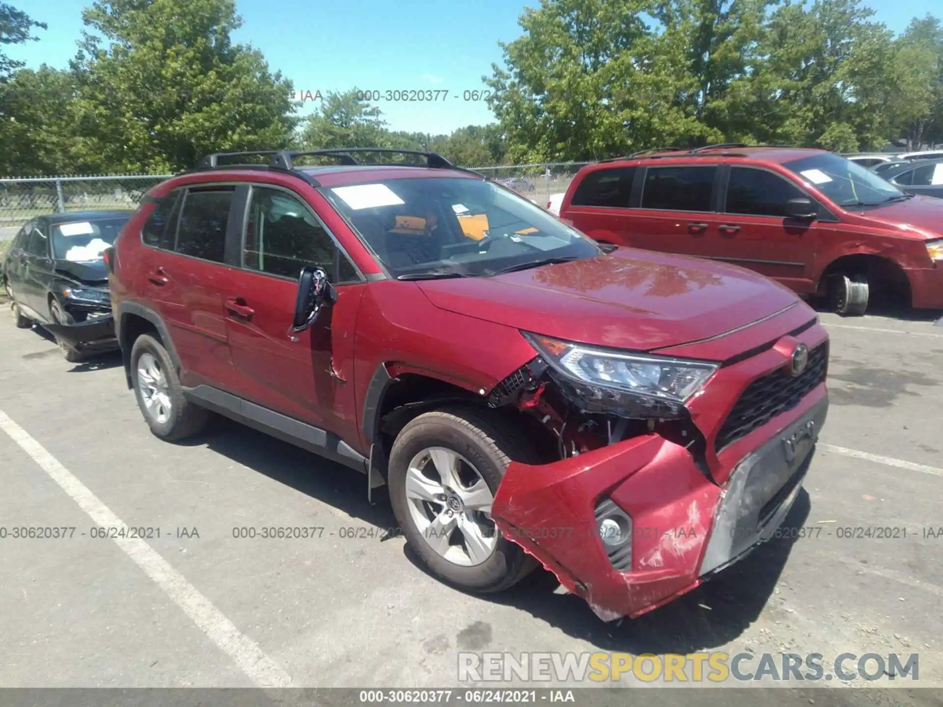 1 Photograph of a damaged car 2T3P1RFV1MW175992 TOYOTA RAV4 2021