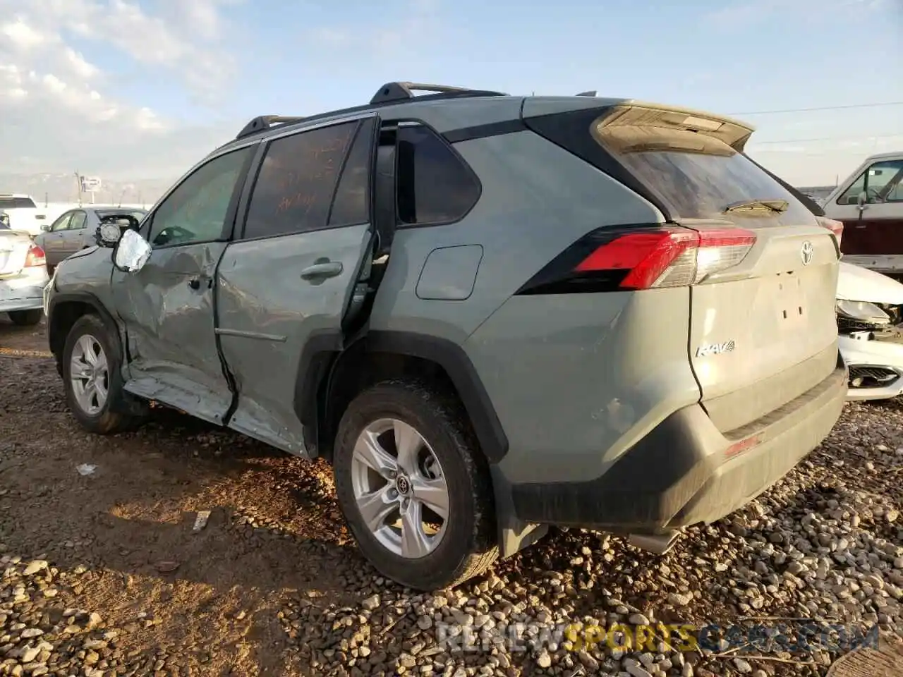 3 Фотография поврежденного автомобиля 2T3P1RFV1MW176852 TOYOTA RAV4 2021