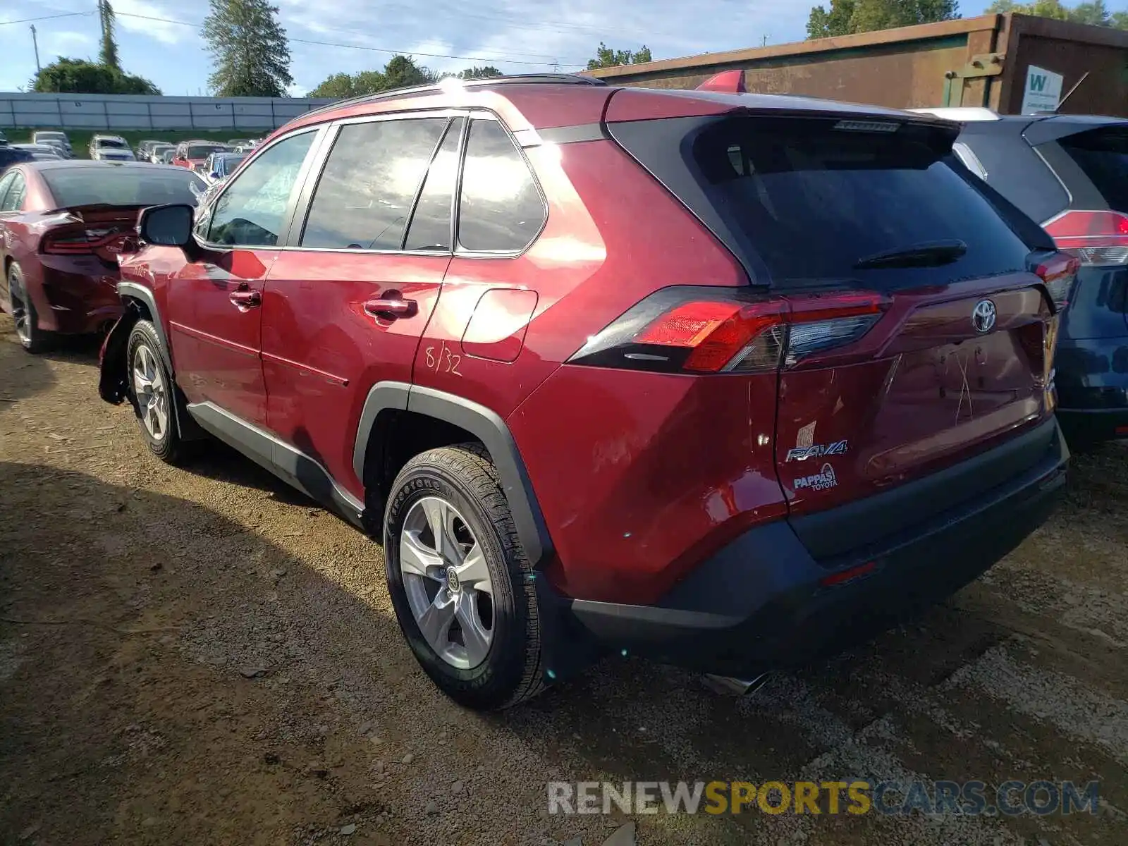 3 Photograph of a damaged car 2T3P1RFV1MW186149 TOYOTA RAV4 2021