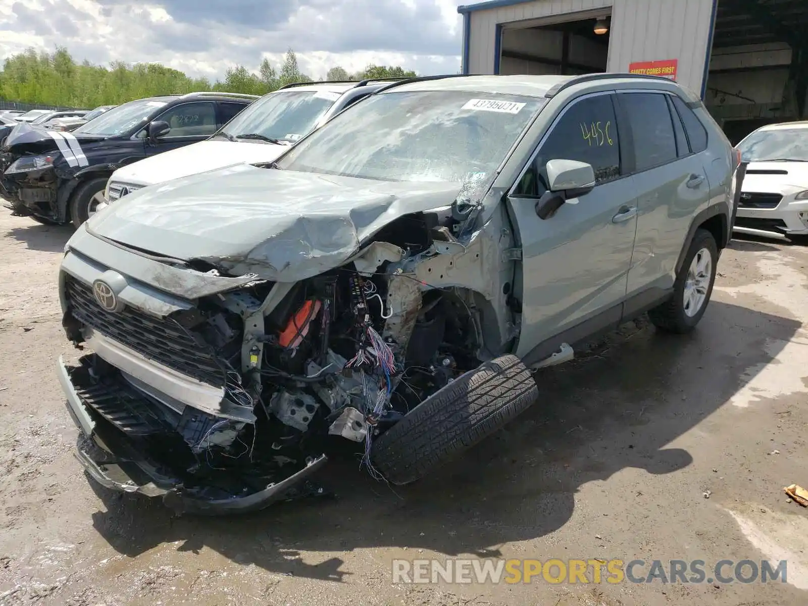 2 Photograph of a damaged car 2T3P1RFV1MW187009 TOYOTA RAV4 2021