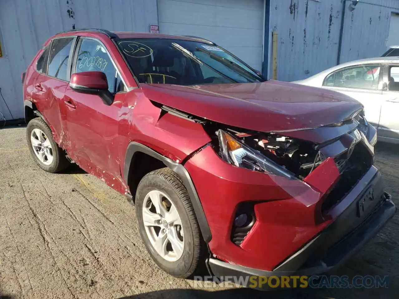 1 Photograph of a damaged car 2T3P1RFV1MW192064 TOYOTA RAV4 2021