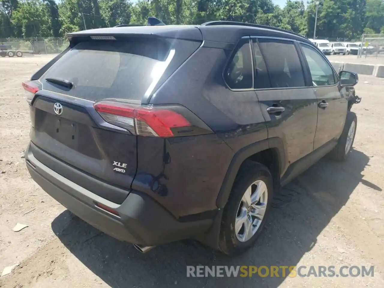 4 Photograph of a damaged car 2T3P1RFV1MW193621 TOYOTA RAV4 2021